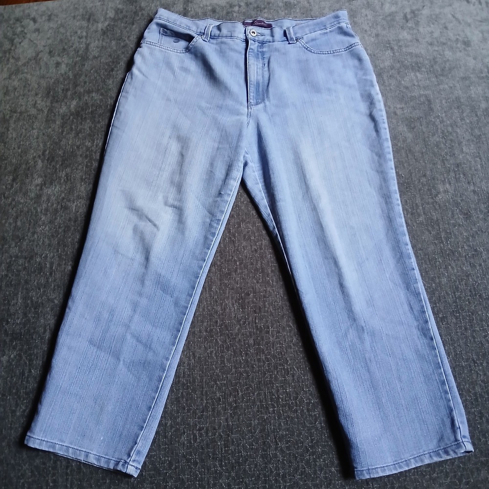 Gloria Vanderbilt Amanda High Rise Tapered Jeans Light Wash Denim Size 18P